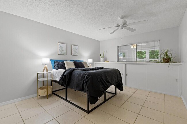 Foto del edificio - 3137 Mission Grove Dr