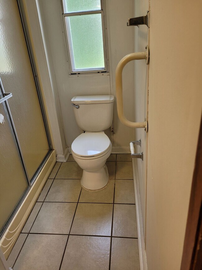 Foto del edificio - 14054 Mays Rd