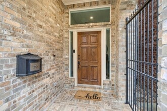 Building Photo - 5346 McCulloch Cir