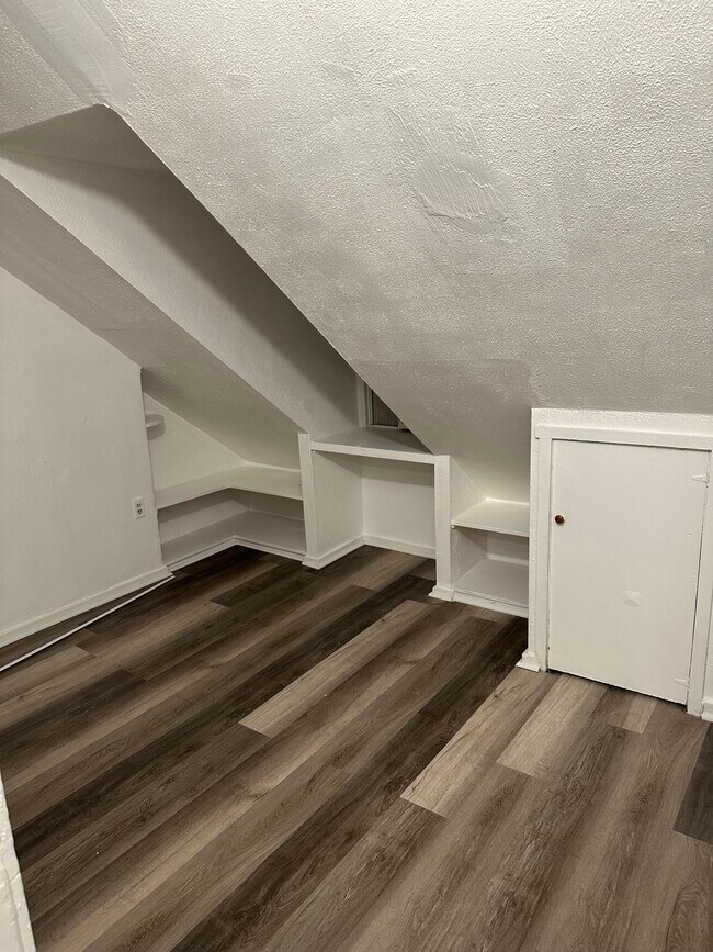 Foto del edificio - 1808 Beech Ave