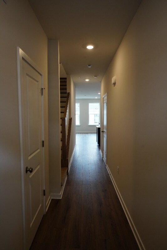 Building Photo - 259 Talucci Dr