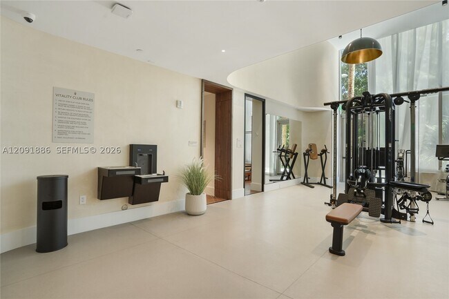 Building Photo - 2200 Brickell Ave