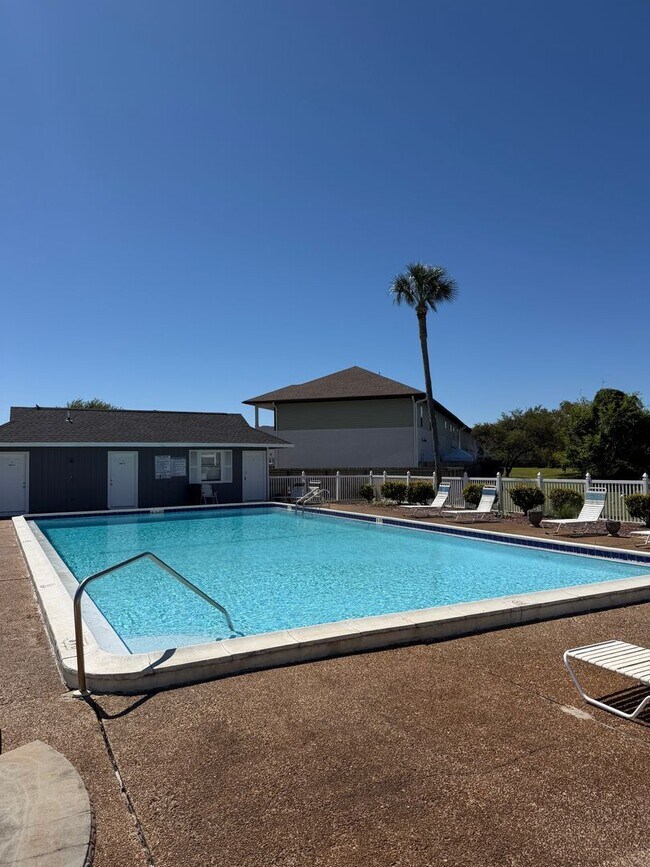 Foto del edificio - Coastal Living in the Heart of Destin