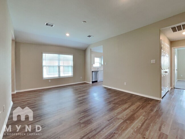 Building Photo - 24111 Mustang Run Dr