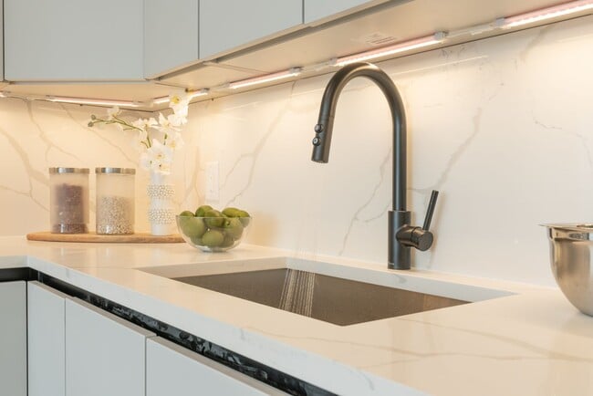 Interior Photo - The Columbia