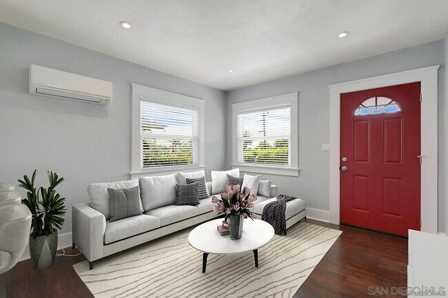 Building Photo - 1916 Monroe Ave