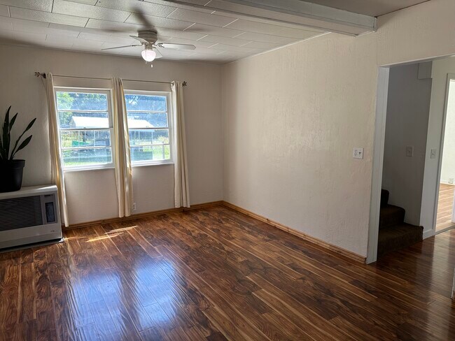 Building Photo - 9060 Azalea Glen Rd
