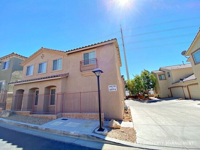 Foto del edificio - 4074 Sparrow Rock St