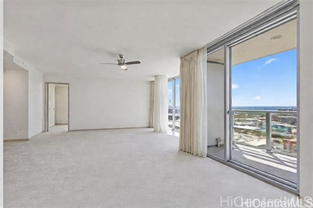 Building Photo - 555 South St