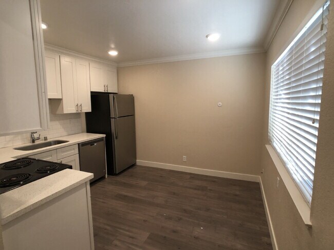 Foto del edificio - West San Jose Apartment