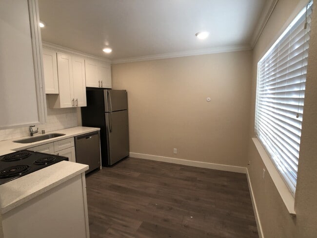 Building Photo - West San Jose Apartment