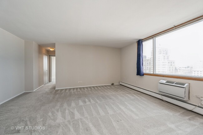 Foto del edificio - 6325 N Sheridan Rd
