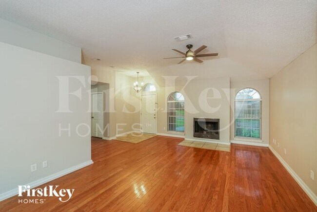 Foto del edificio - 2608 Park Valley Drive