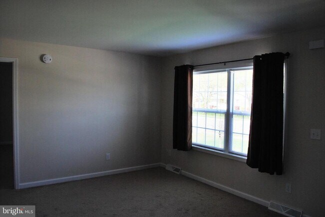 Foto del edificio - 306 Oakwood Ave