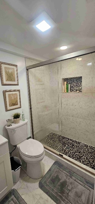 Foto del edificio - 6360 Silver Ridge Cir