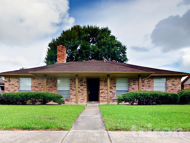 Building Photo - 1838 Turtle Creek Dr