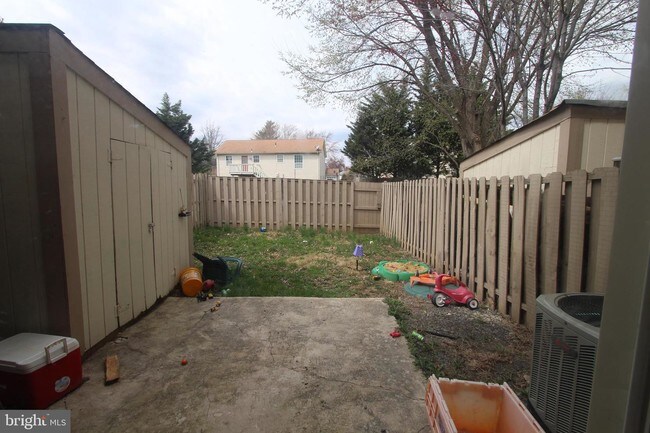 Building Photo - 1337 Springtide Pl