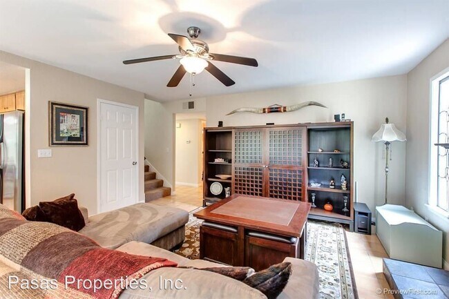 Foto del edificio - 4 br, 3 bath House - 1749 Hawk View Drive