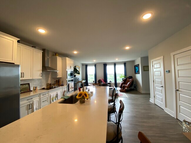 Foto del edificio - 5307 Old Main St