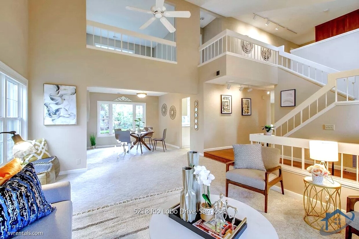 Primary Photo - 5218 Rio Lobo Dr
