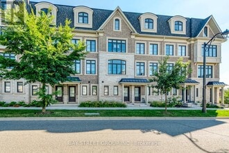 Building Photo - 2119 Lillykin St