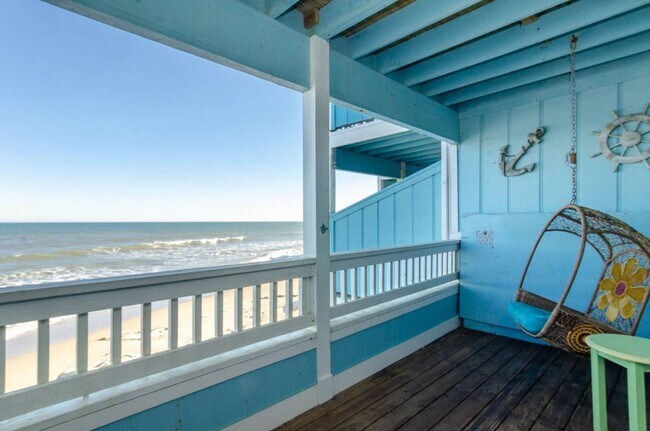 Foto del edificio - 1437 Fort Fisher Blvd S