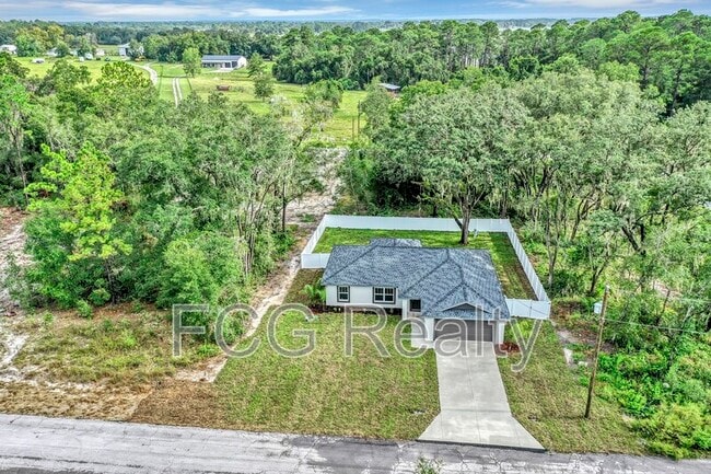 Foto del edificio - 4 Locust Drive Trail