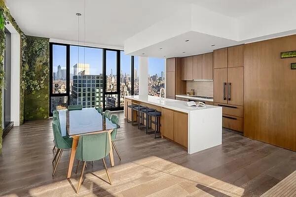 Foto del edificio - 570 Broome St