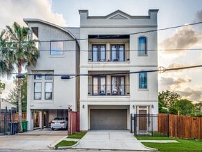 Building Photo - 1509 Holly St
