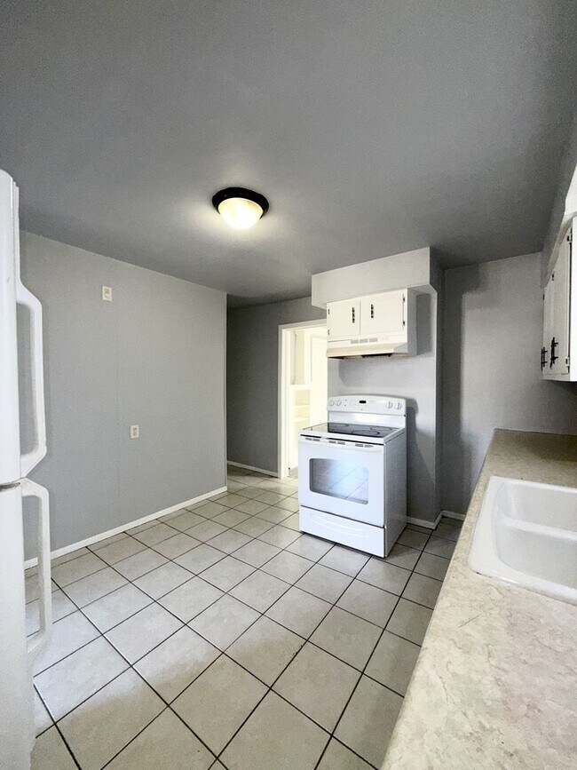 Foto del edificio - 1231 1/2-1409 1/2 18th Ave