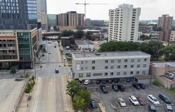 Building Photo - 1234 Test Run Dr