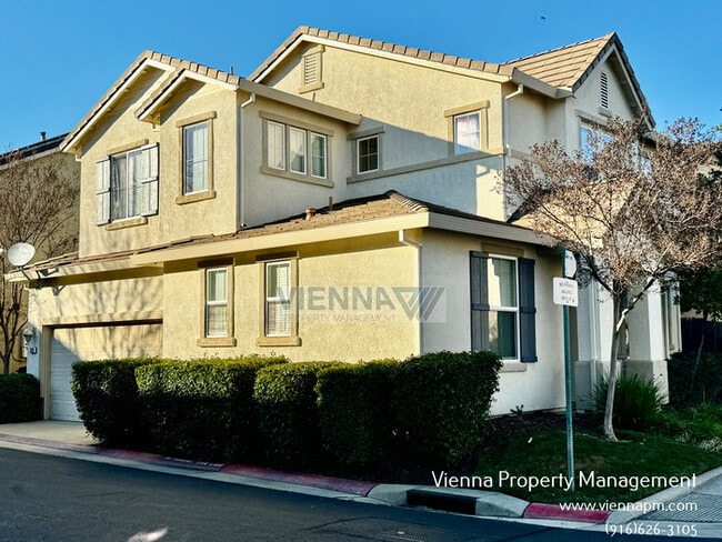 Foto del edificio - 829 Courtyards Loop