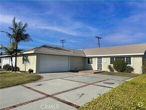 Building Photo - 14332 Thunderbird Cir