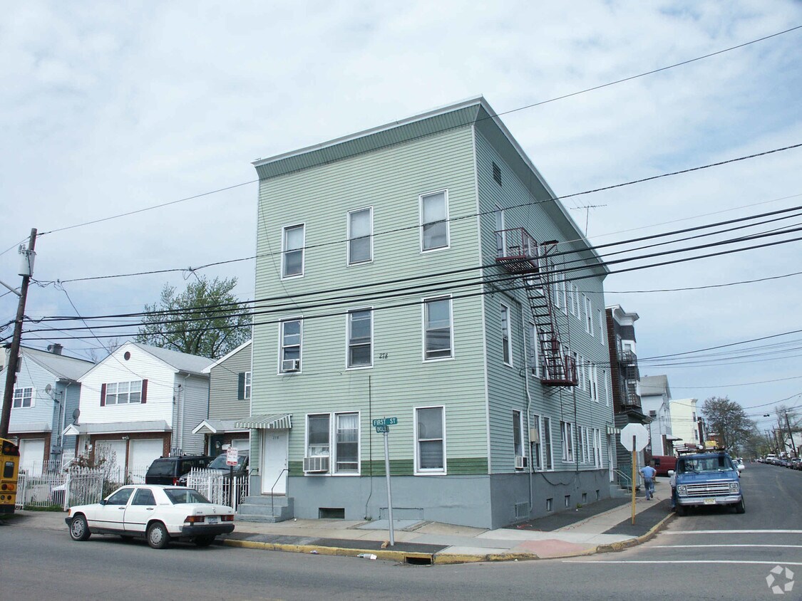 Building Photo - 278 1st St