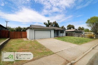 Building Photo - 1378 Aspen Dr