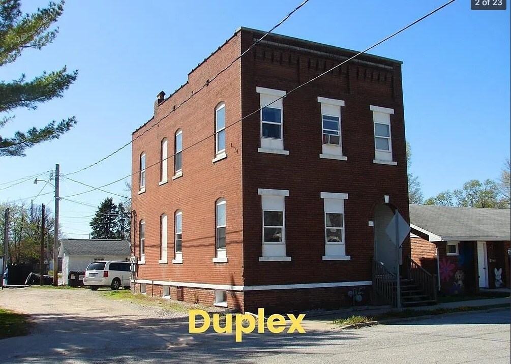 Foto del edificio - 111 N Poplar St
