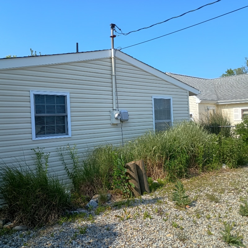 Primary Photo - 30 Lake St Clair Dr