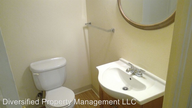 Building Photo - 2 br, 1 bath Apartment - 4260 Hwy 20