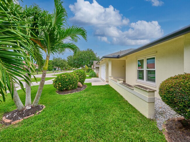 Foto del edificio - 1267 Summerwood Cir