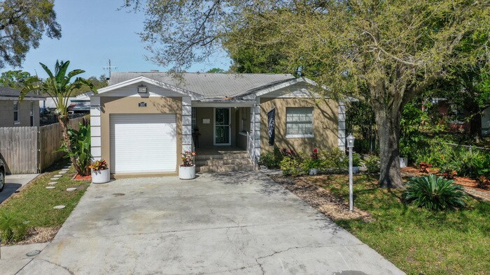Foto principal - South Seminole Height 3/2 with Pool