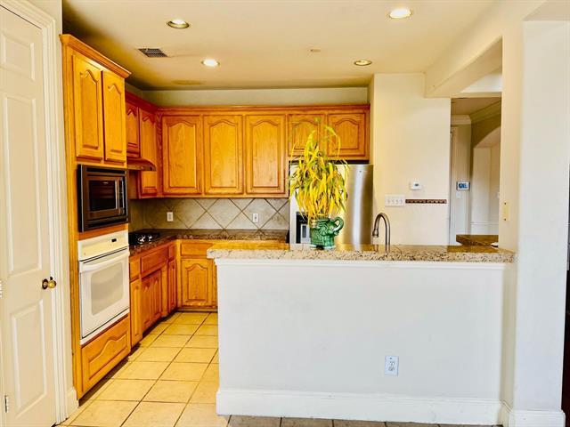 Foto del edificio - 535 Poplar Ln