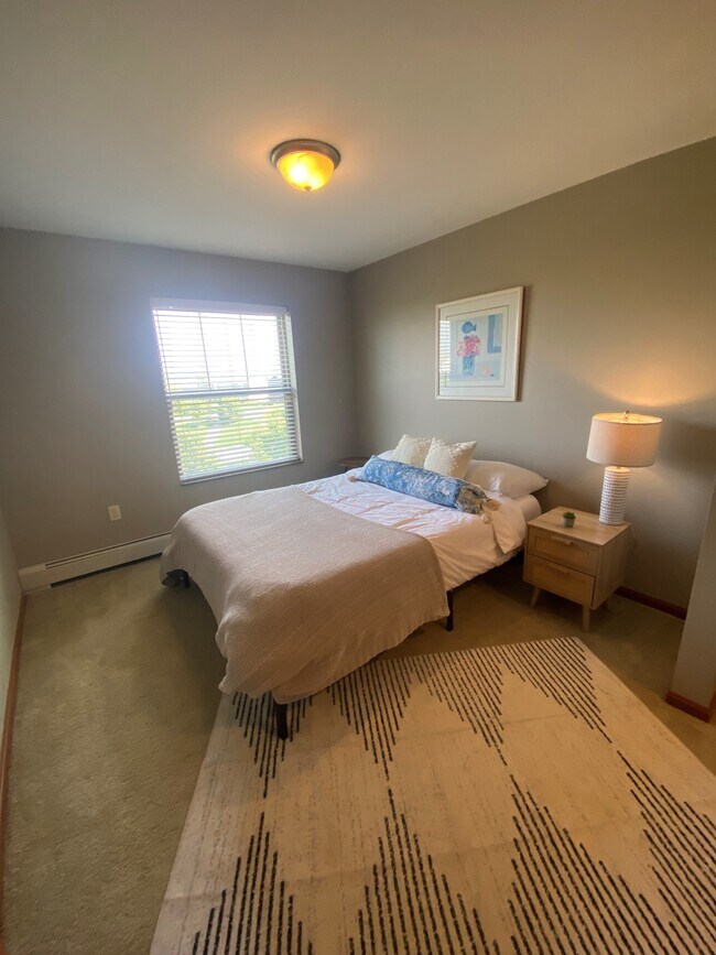 Dormitorio este con vista al parque - Parkview East