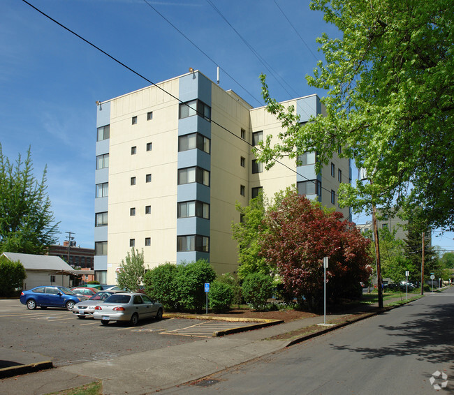 Building Photo - Corvallis Plaza