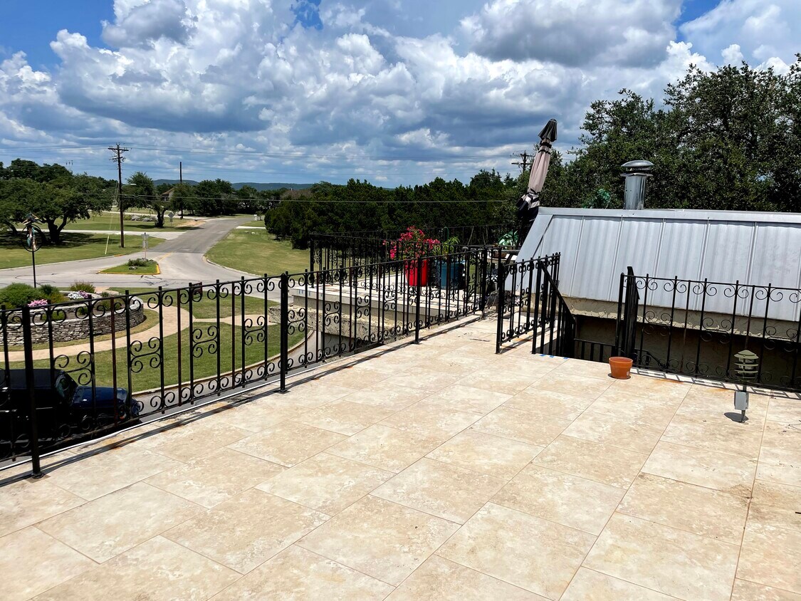 5806 Circulo Dr Unit A, Lago Vista, TX 78645 Condo for Rent in Lago Vista, TX