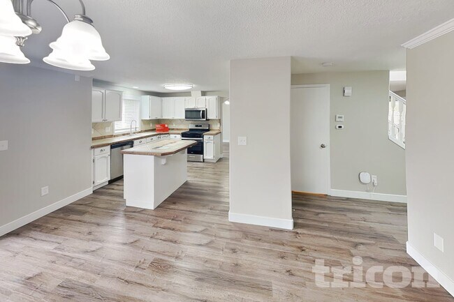 Foto del edificio - 3402 NE 165th Ave