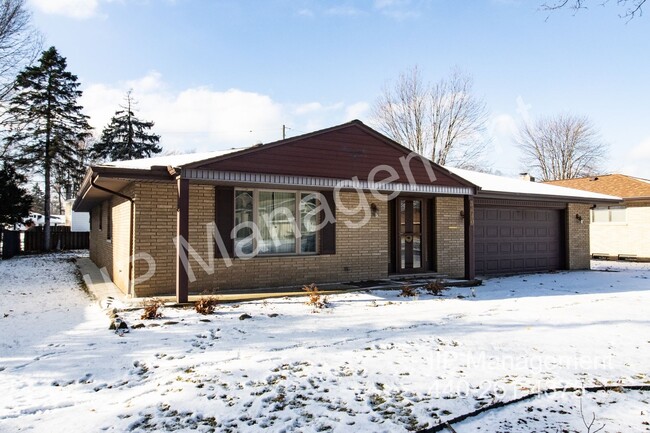 Foto del edificio - Stunning Sprawling Ranch in Rocky River wi...