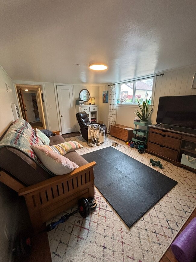 Foto del edificio - 2614 Highwood Dr