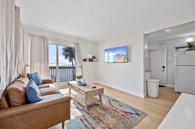 Building Photo - 3524 S Atlantic Ave