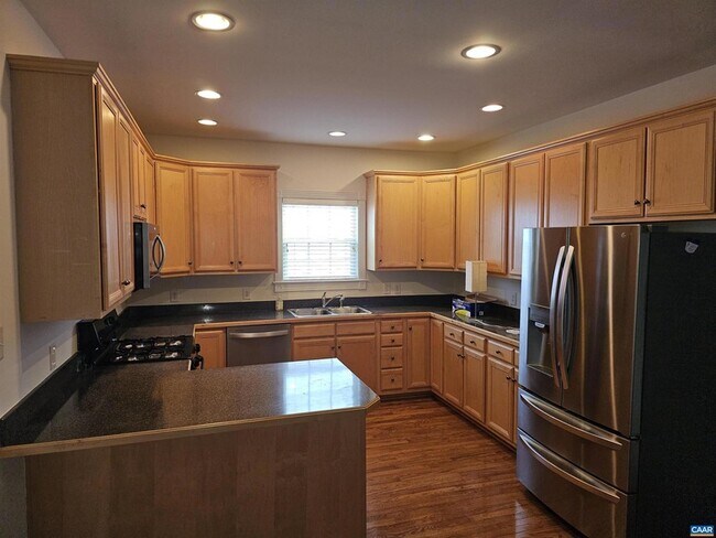 Foto del edificio - 134 Deerwood Dr