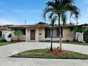 Building Photo - 946 Johnson St